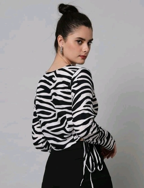 YSS Stylish Women Retro Zebra Top - black and white, M