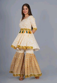 YSS  Attractive Women Kurta Sets - XXL
