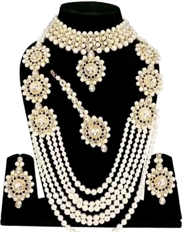 3 circle brass with raani haar- white- pack of 1
Name: 3 circle brass with raani haar- white