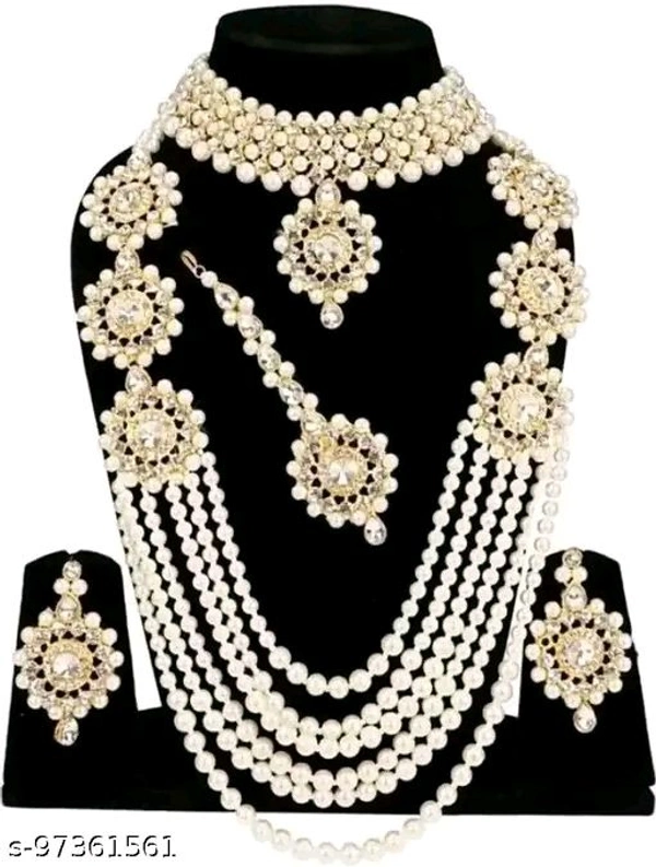 3 circle brass with raani haar- white- pack of 1
Name: 3 circle brass with raani haar- white