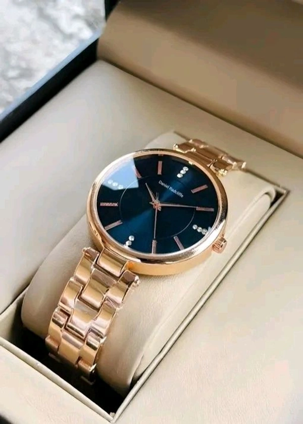 Trending Bracelet Watch/Bracelet/Jewellery