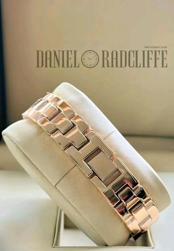 Trending Bracelet Watch/Bracelet/Jewellery