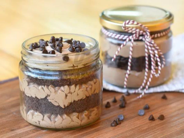 Chocolate Jar Cake