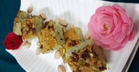 Rose Pistachio Cake - 250 Gms