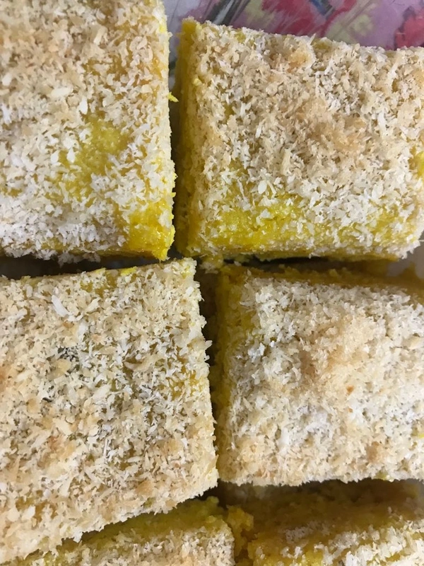 Pineapple Blondie - 300 Gms