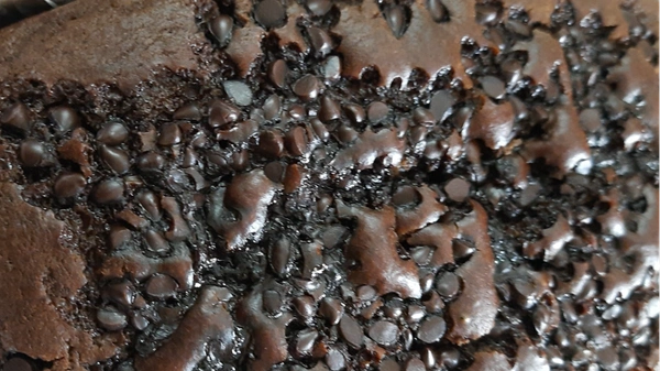 Choco Chips Cake - 1 Kg